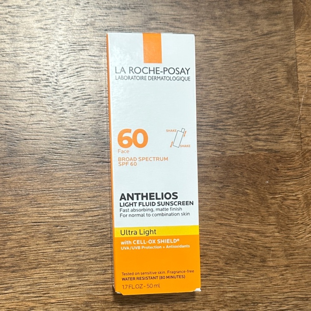 La Roche-Posay Anthelios Light Fluid Sunscreen SPF 60